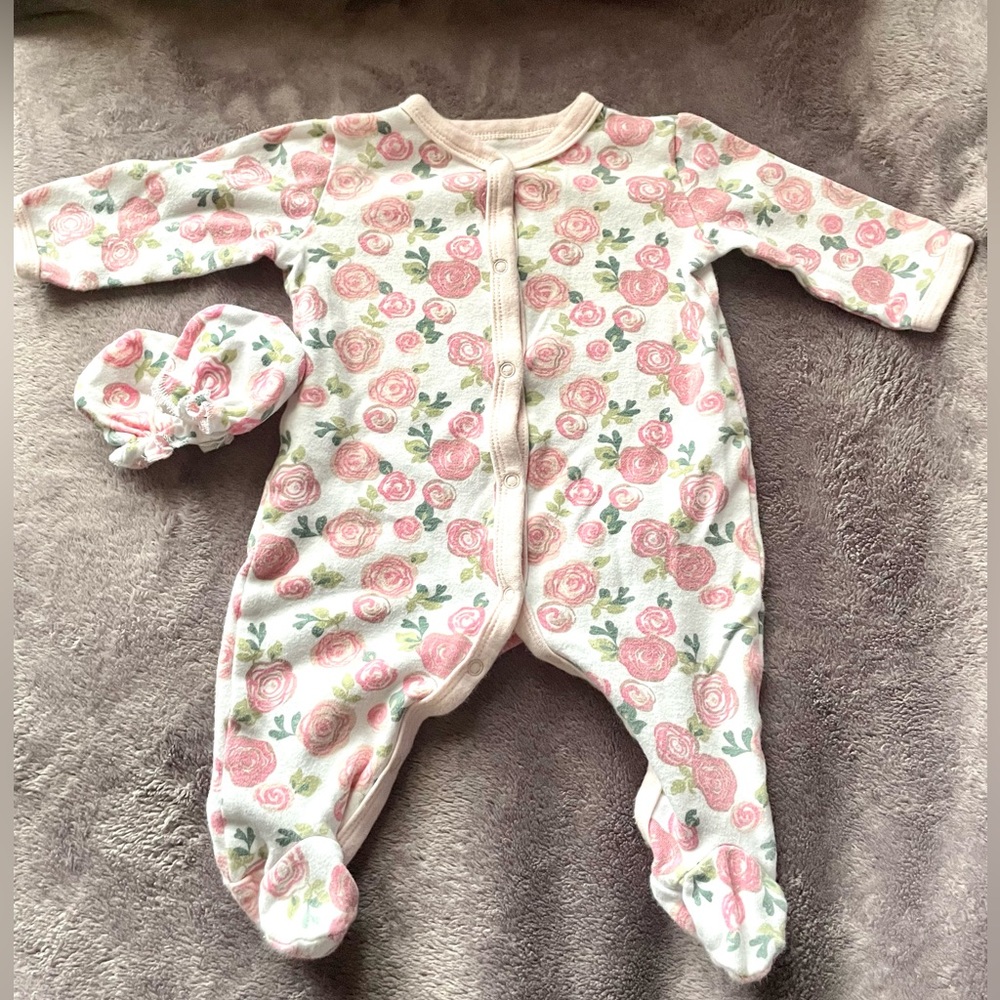Chick Pea Baby Girls 0-3M Floral Snap-Up Footed Sleeper With Mittens